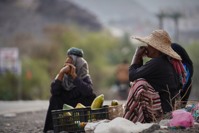Yemeni Women Play Key Role in Family Businesses During Economic Crisis