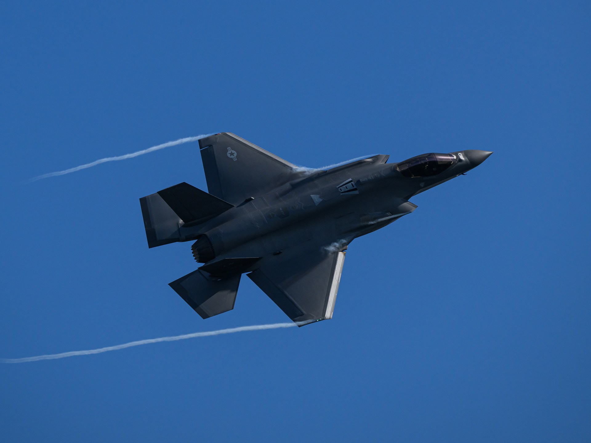 Trump administration asks Congress to clear 48 F-35 jets for Saudi Arabia