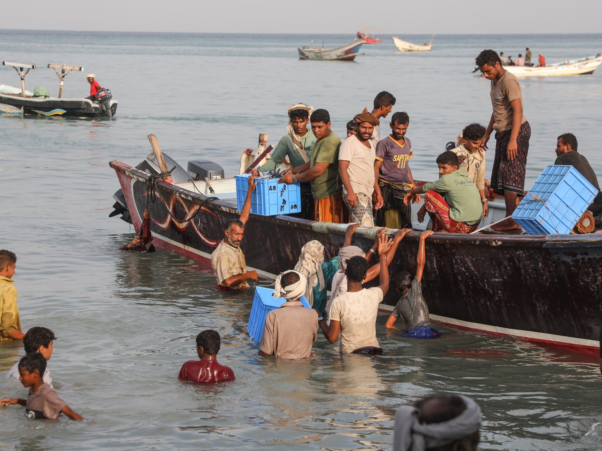 Houthi attacks shut Yemen’s al-Makha port, disrupting work and trade