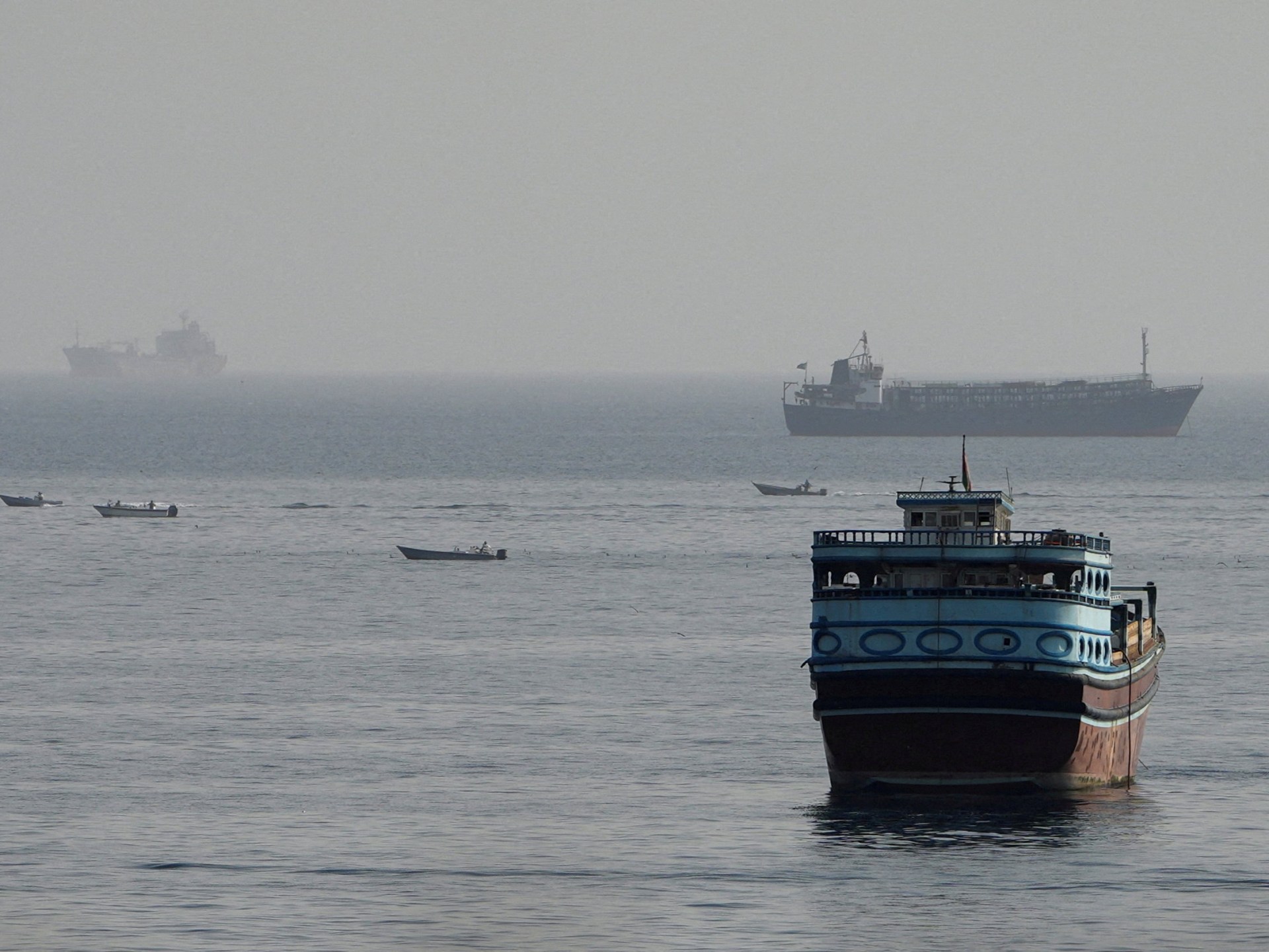 Eight shipping associations warn against Strait of Hormuz fees