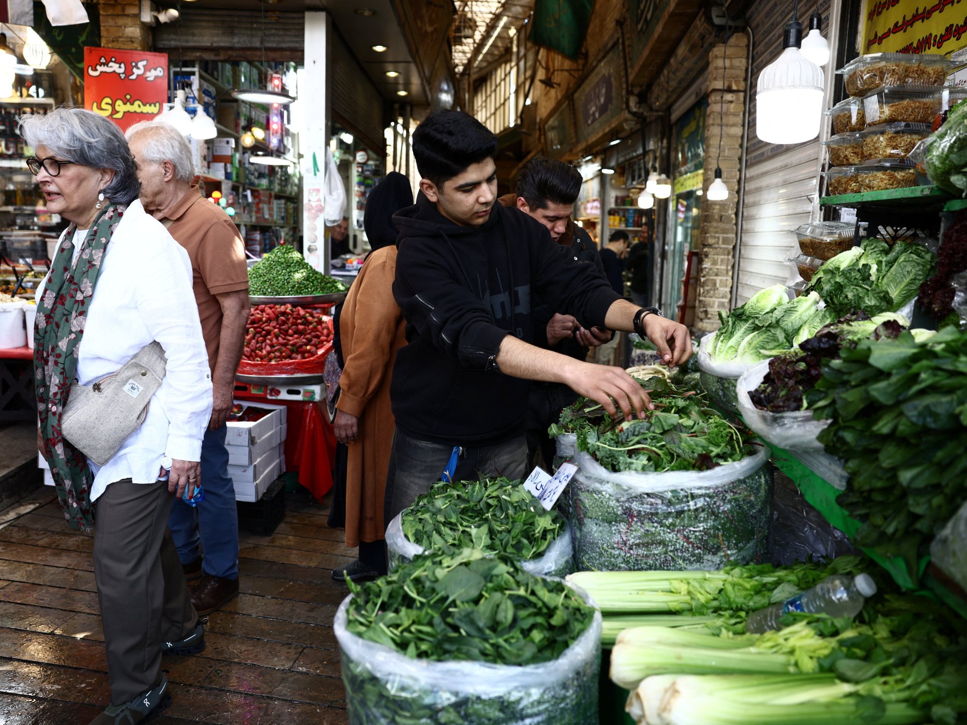 Iran braces for wider US economic pressure as war continues