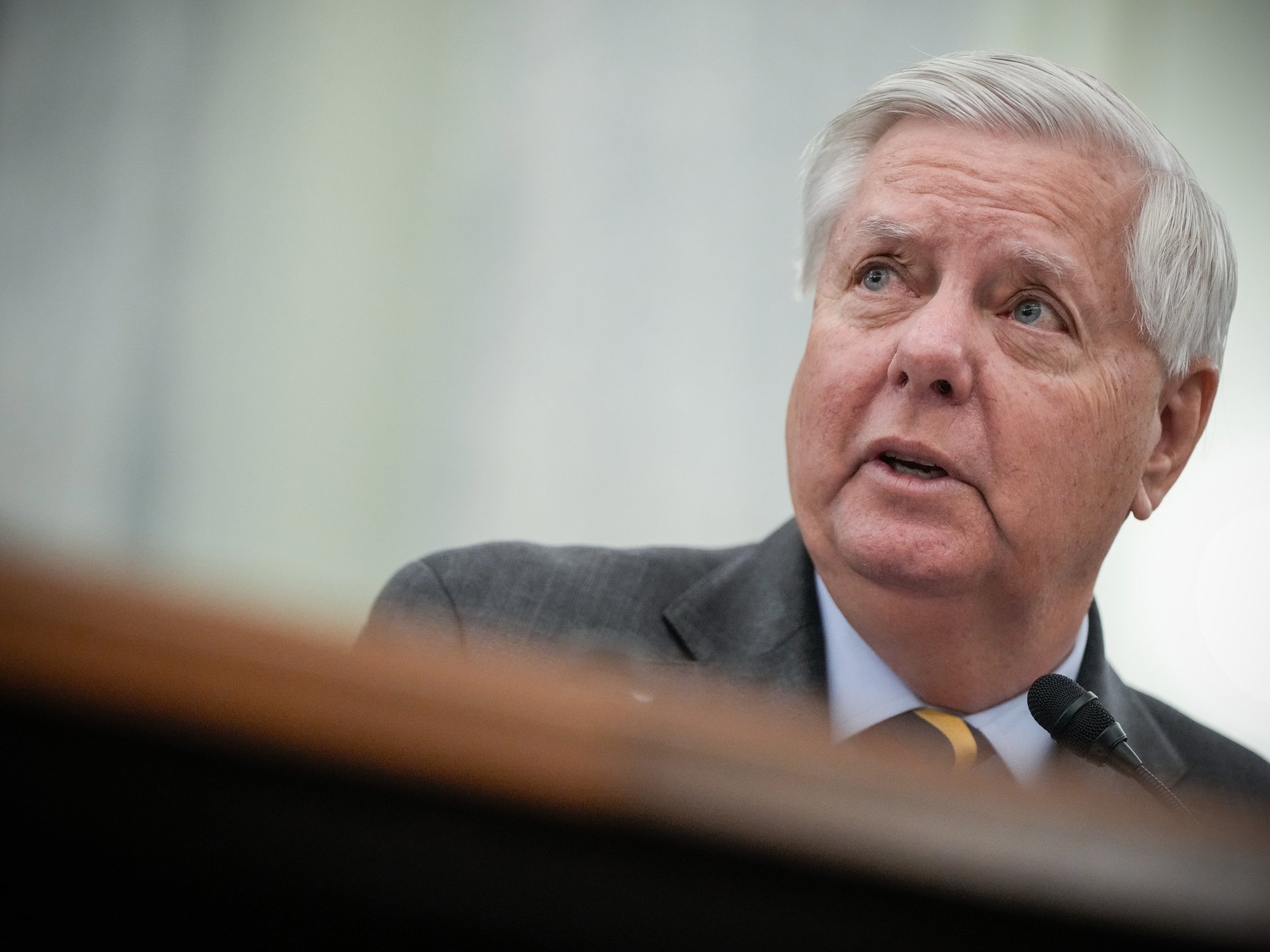 Senate passes Russia sanctions bill, but House vote is delayed