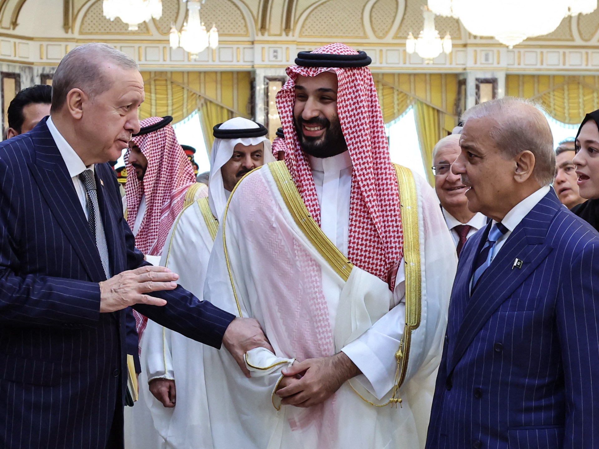 Mecca defence pact adds pressure on Israel before its October election