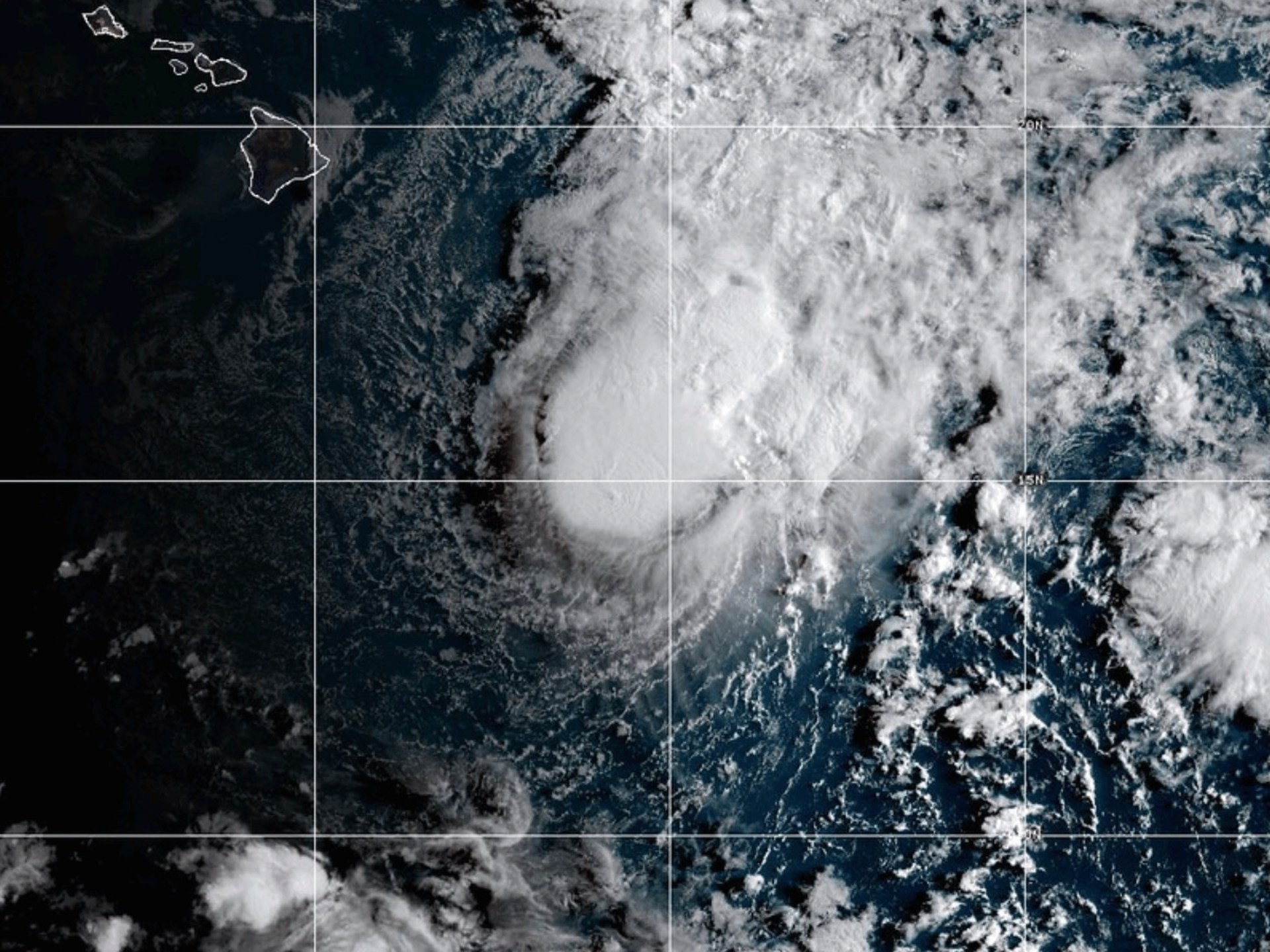 Hawaii prepares as Tropical Storm Moke approaches the Big Island