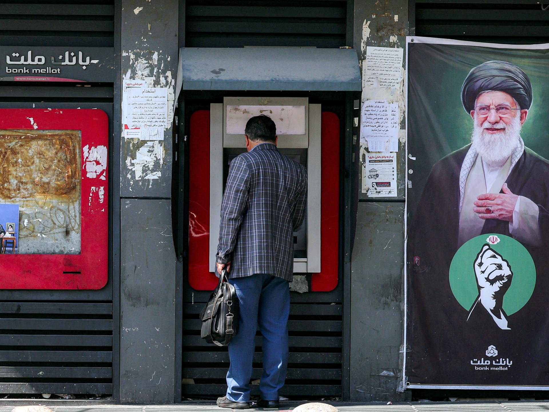 Bank Mellat loses operating licence for Istanbul branch