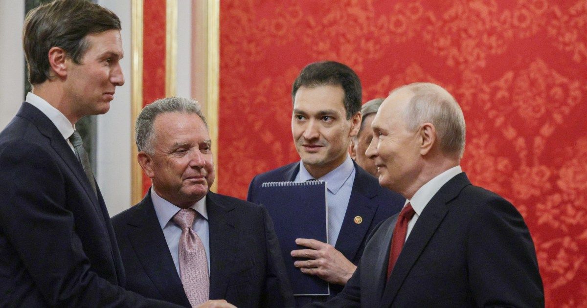 Putin holds Moscow talks on proposal to end Ukraine war