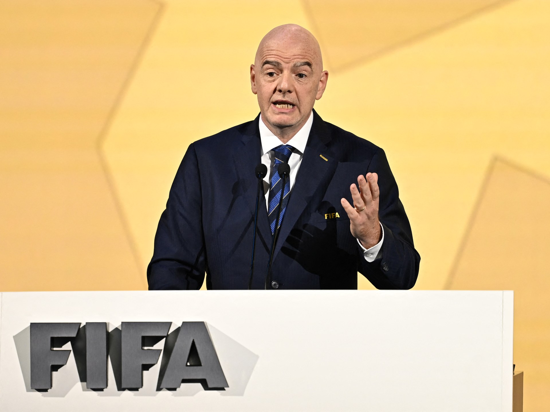 French federation ends backing for Gianni Infantino