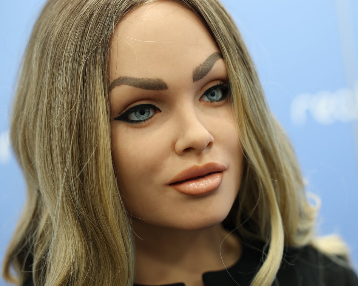 Concerns raised over humanoid robot use in Salamanca high school on Seneca territory