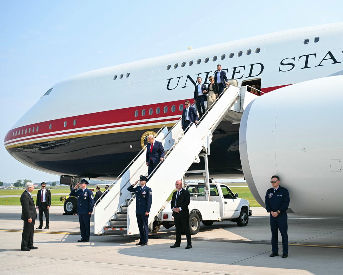 NY Times Journalists Subpoenaed by Trump Administration in Air Force One Security Investigation