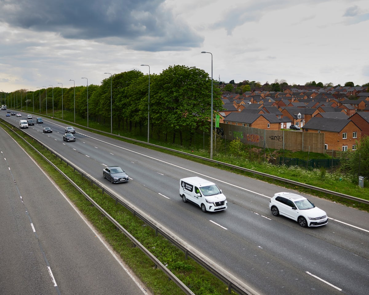 Study Finds Higher Parkinson’s Disease Risk with Long-Term Road Traffic Noise Exposure
