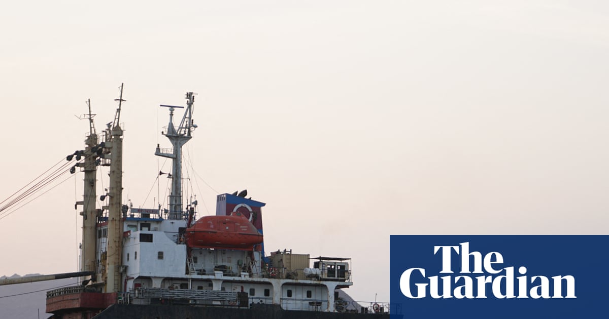 Houthi capture of Hanish islands raises shipping and oil concerns