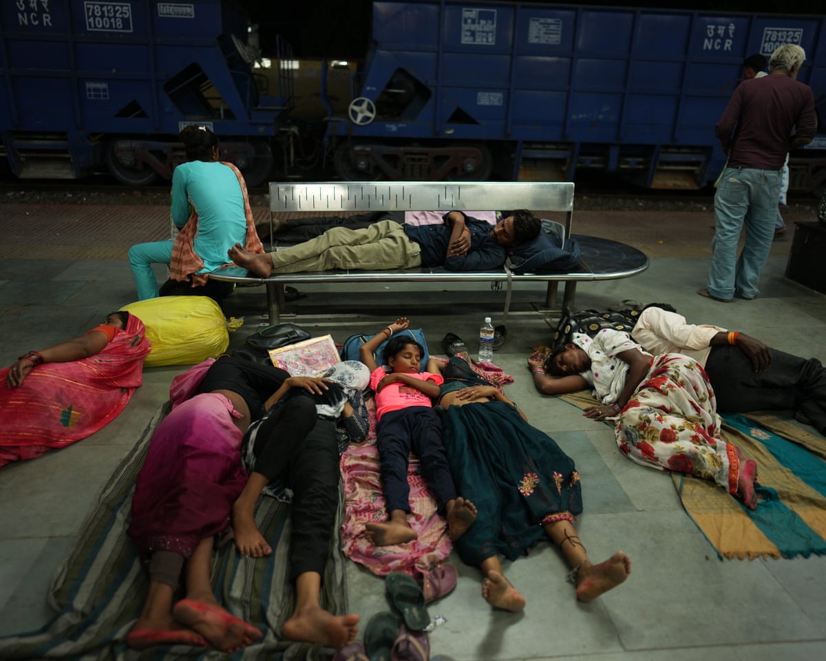 India Faces Growing Heat Crisis as Deaths Increase in Poorest Regions