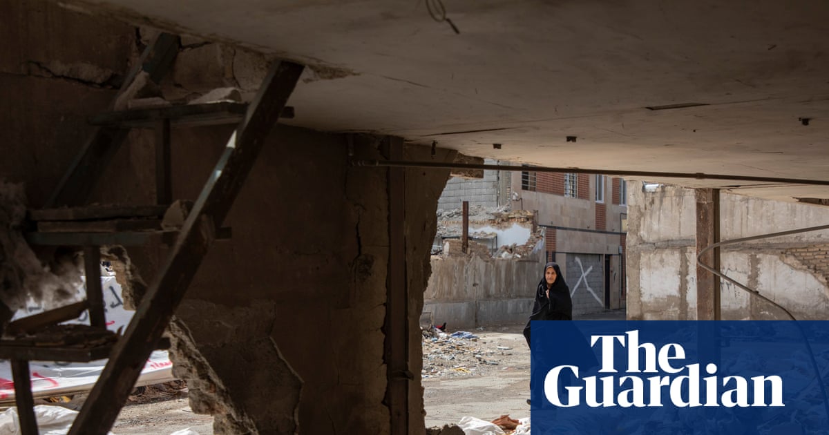 Trump escalates conflict with Iran despite midterm election risks and prior ceasefire