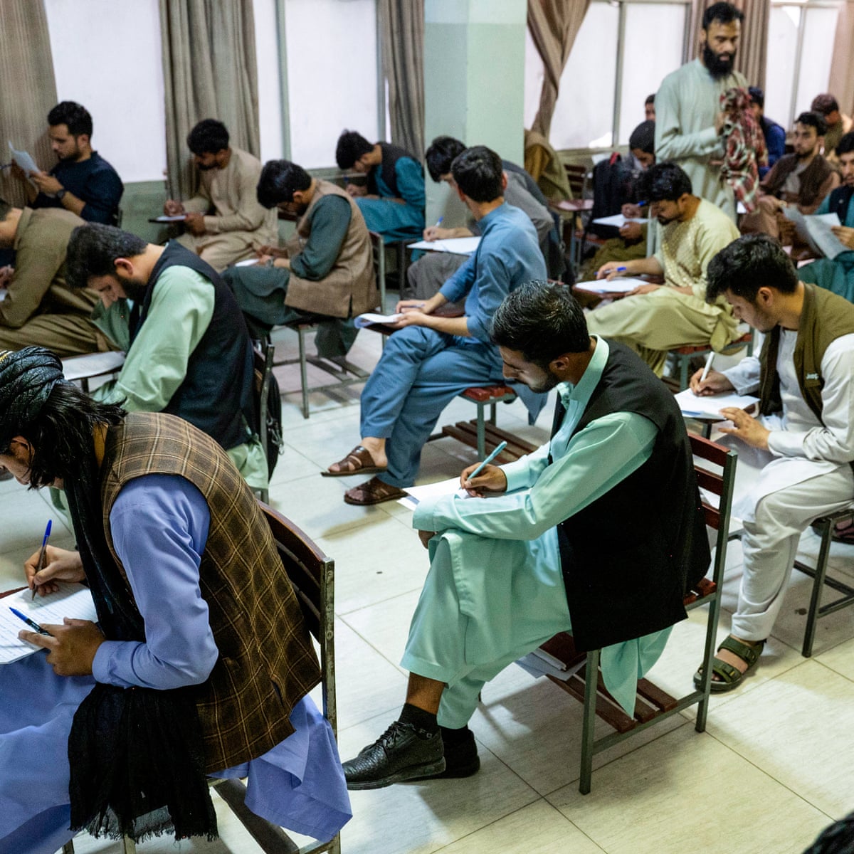 Challenges Facing Male Students Under Taliban Rule in Afghanistan’s Education System