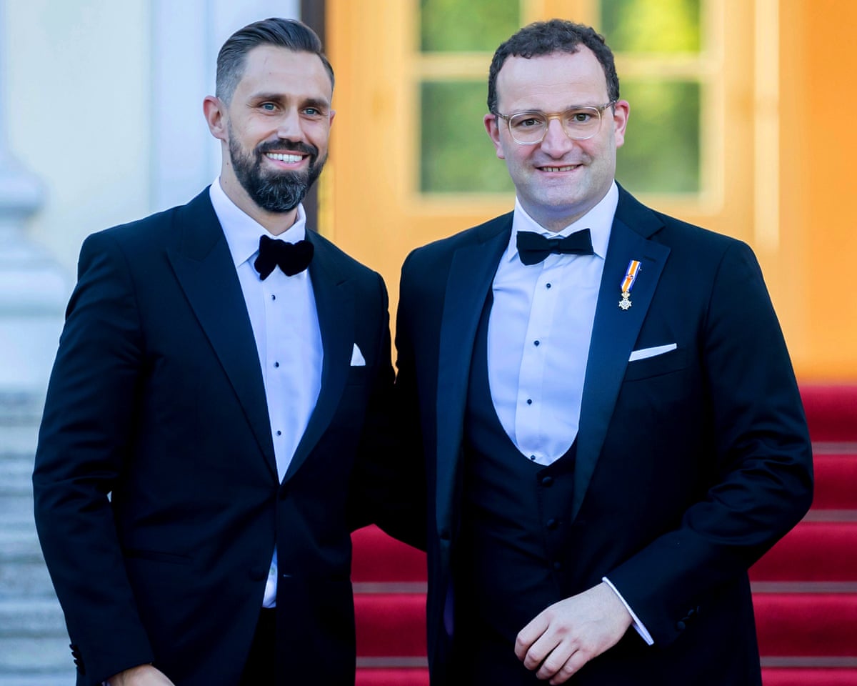 Jens Spahn steps down as CDU parliamentary leader following surrogacy criticism